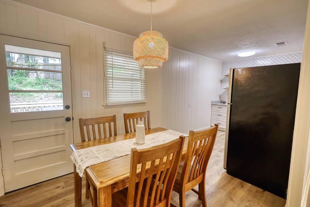 The Bohemian 1/2 Mi From Covington Square Villa Екстериор снимка