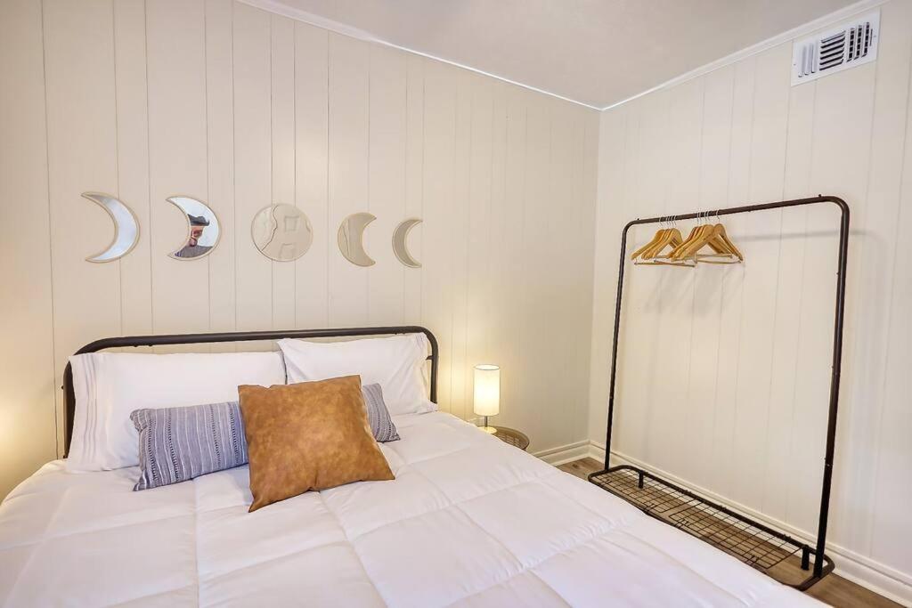 The Bohemian 1/2 Mi From Covington Square Villa Екстериор снимка
